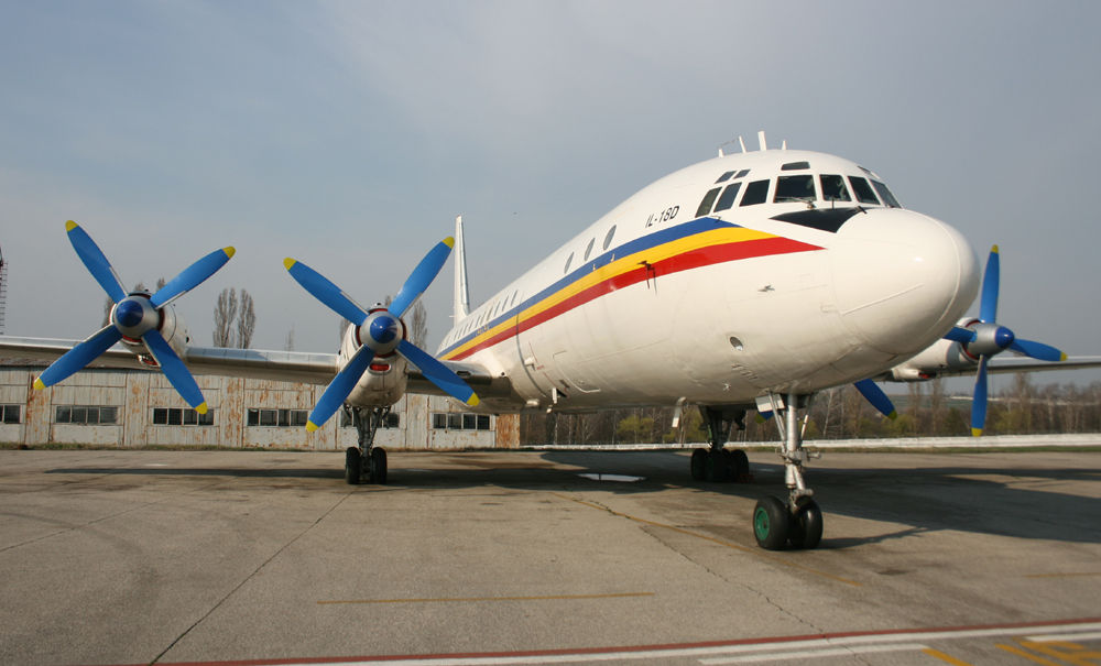 IL-18D Tandem Aero (Grixona) ER-ICS Bild KIV-1019